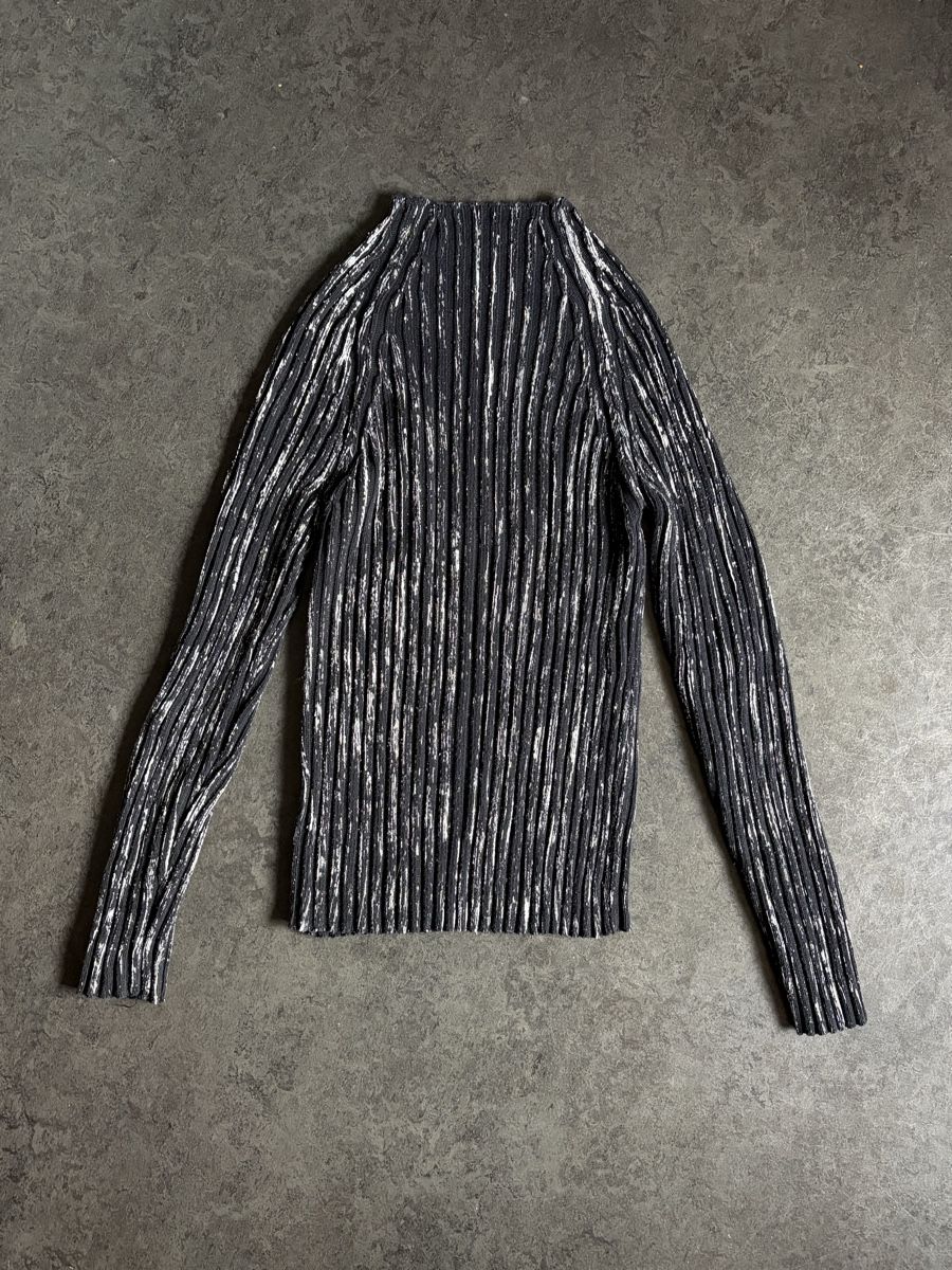 Pullover & Sweatshirts: Pullover schwarz gerippt – Gebraucht aus Zürich von megastored 1