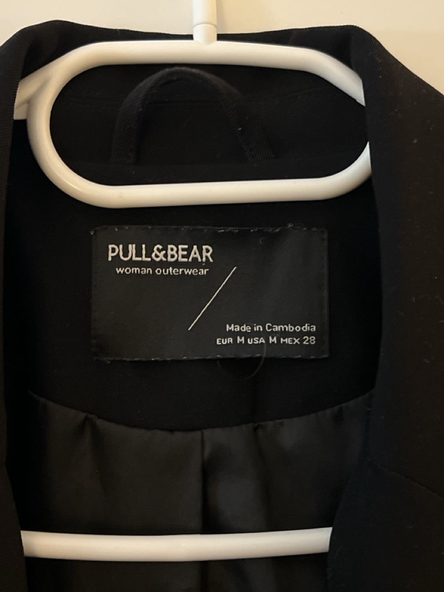 Pull&Bear Giacche: Blazer noire Pull&Bear, taille M – Usato da Renens VD venduto da sar_bwz5 1