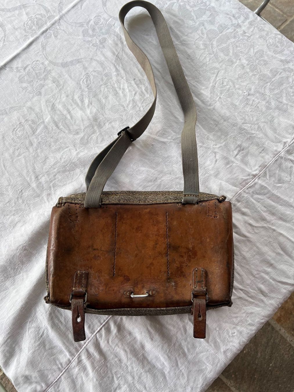 Armée suisse Sacs: Brotsack Schweizer Militär – D'occasion à Herznach par Dalloway 1
