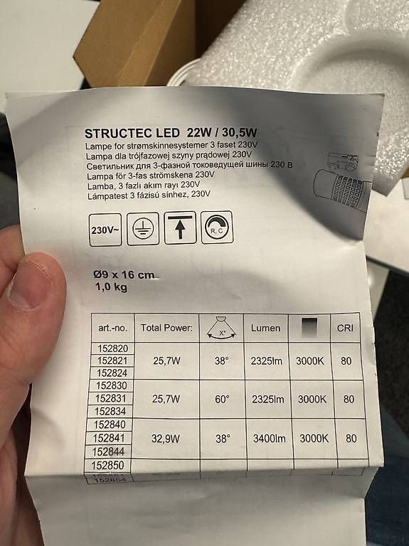 Lampade: Beleuchtung STRUCTEC LED 22W / 30.5W weiss|38° – Usato da Zürich venduto da cesarkaisa 1