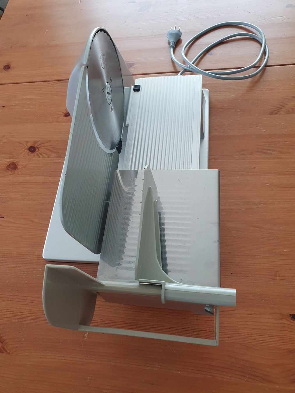Elettrodomestici da cucina: Schneidemaschine Turmix Mod.170 BP – Usato da Wiedlisbach venduto da leiku88