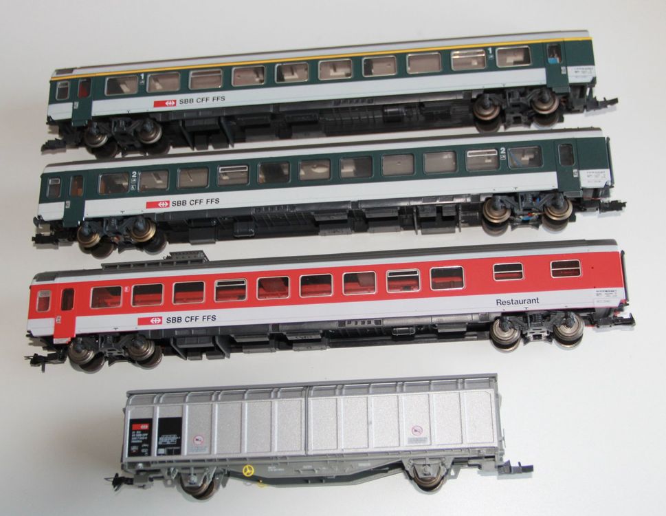 Roco HO - 4 Stück S/BB Wagen zum spielen - Fehlteile (Gebraucht) in ...