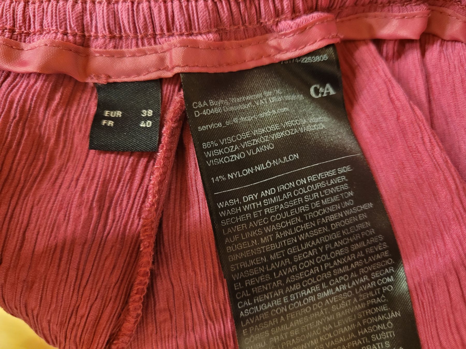 C&A Pantaloni: C&A short pink 38 – Usato da Lausanne venduto da PlusValue_Lausanne 3