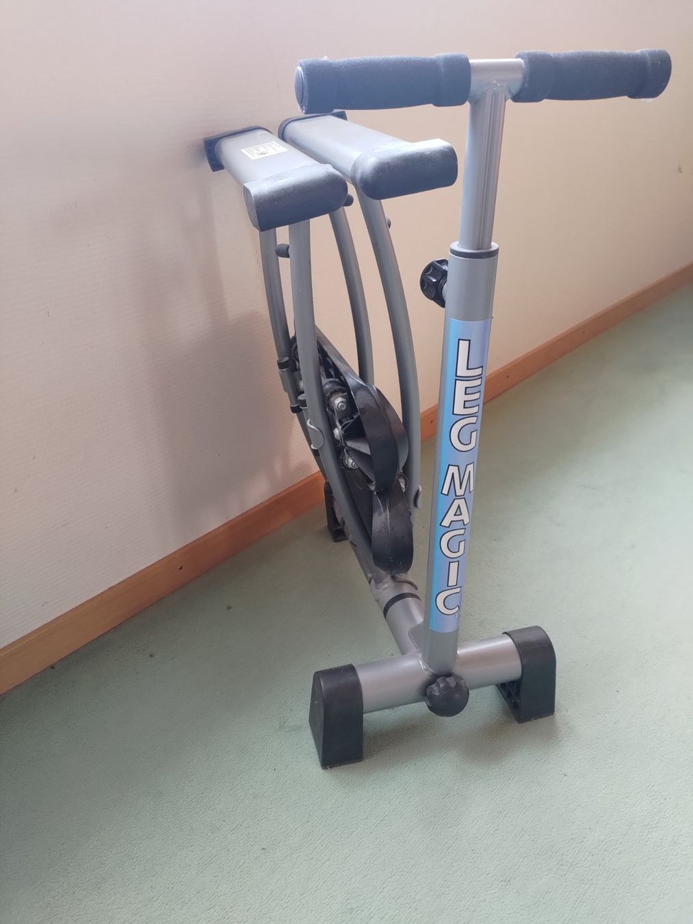 Hometrainer: Legmagic – Gebraucht aus Oberburg von Schematata 1