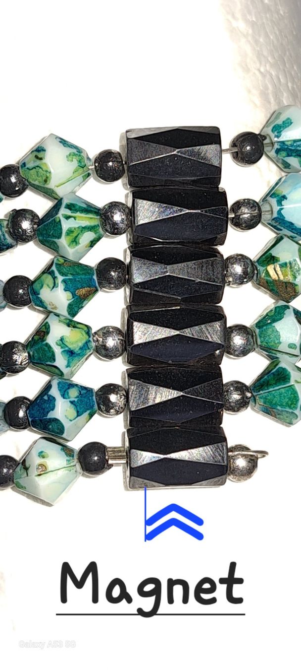 Bracciali & Braccialetti: Magnet Armspange – Usato da Plagne venduto da Reticulum01 4