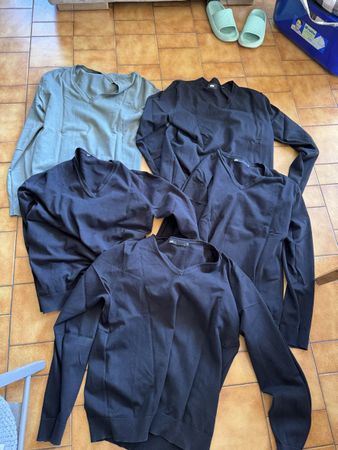 Lot 5 pulls Taille XL PA