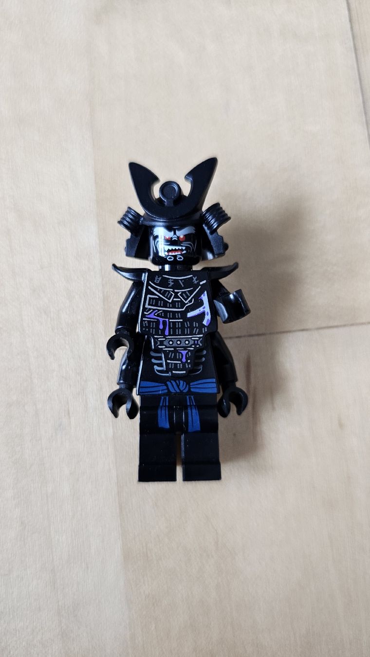 Lego Kit di costruzioni: Lego Ninjago Lord Garmadon – Usato da Hinwil venduto da Manife