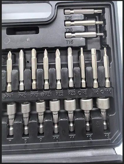 Tutti gli attrezzi: TC0128 Universal Bit Koffer - 140-tlg. 1/4" – Nuovo e nell'imballaggio originale da Koppigen venduto da Bracher_Mail-House 2
