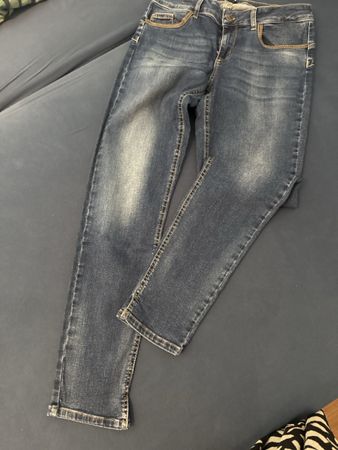 Bluejeans LIU:JO mit tollen Glitzerdetails