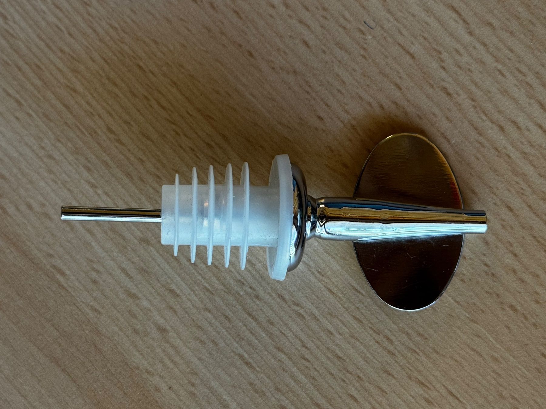 Apribottiglie & Tappi per chiusura: Bouchon bec verseur Ricard chromé neuf – Nuovo (secondo la descrizione) da Ovronnaz venduto da Etagne68 2