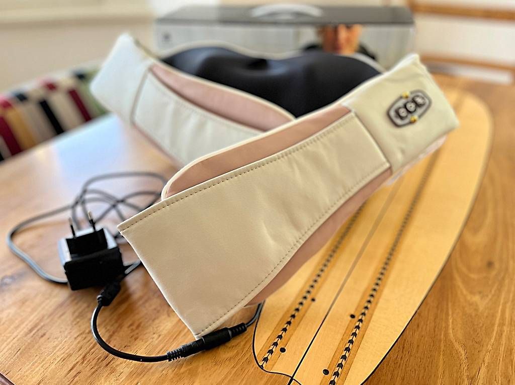 Dispositivi per massaggi: Masseur cervicales shiatsu Nature & Découvertes – Usato da Ballaigues venduto da valfleur 1