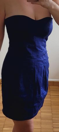 Mango Minikleid, Grösse L, eher M Royalblau