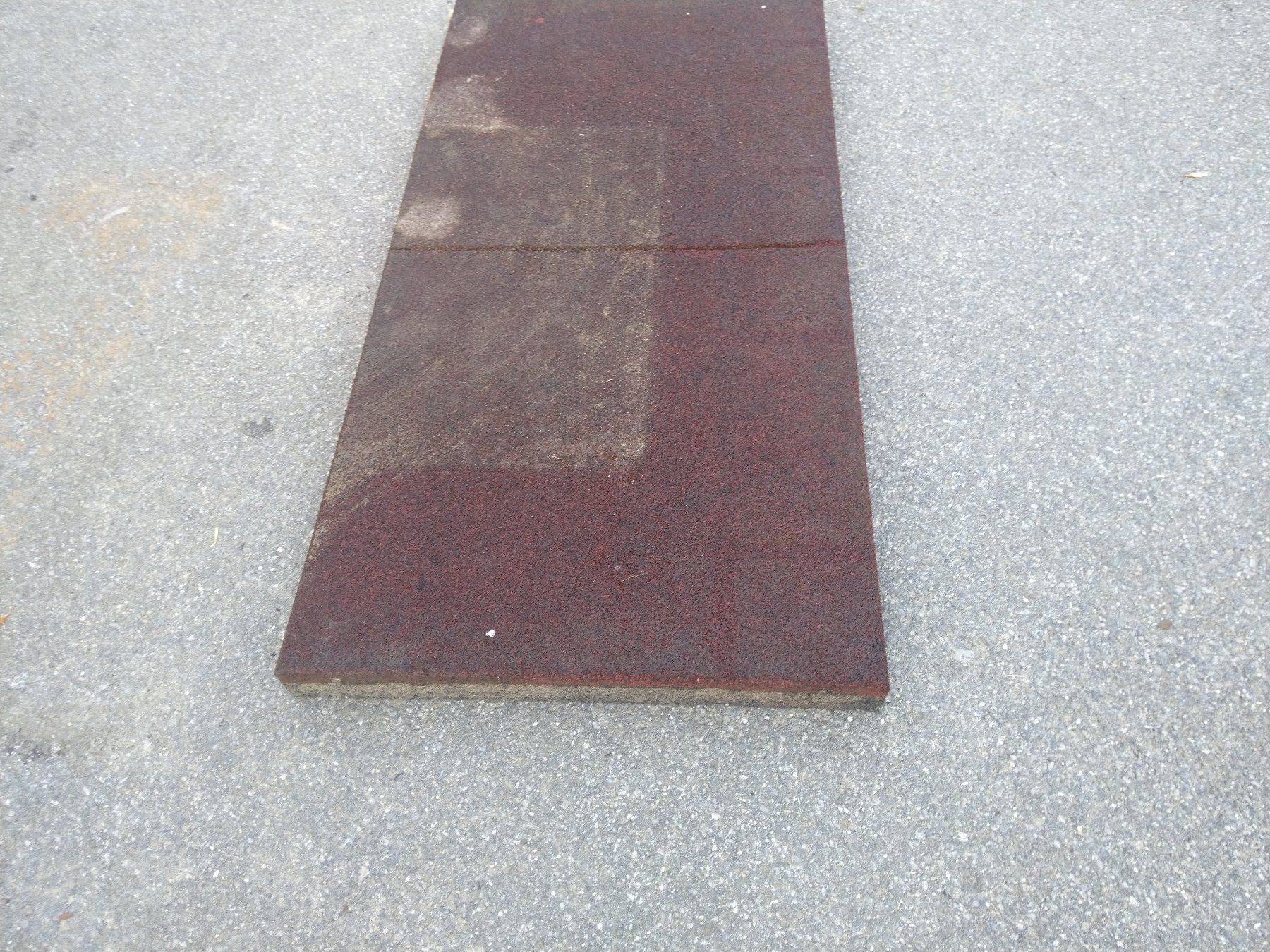 Tappetini fitness: Fallschutz/Gummimatten 50x100cm – Usato da Schüpfheim venduto da Mammutrigger 1