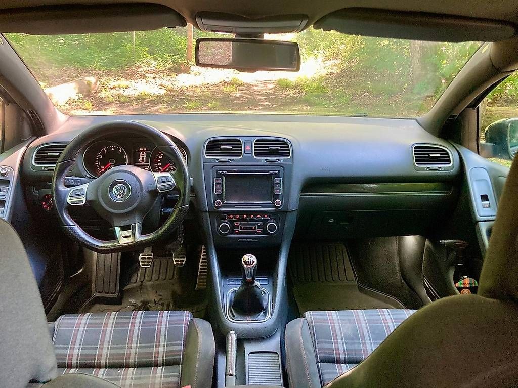 Automobili: Golf 6 GTi 5portes 211cv – Usato da Le Château-Croix venduto da RoccoPro 2
