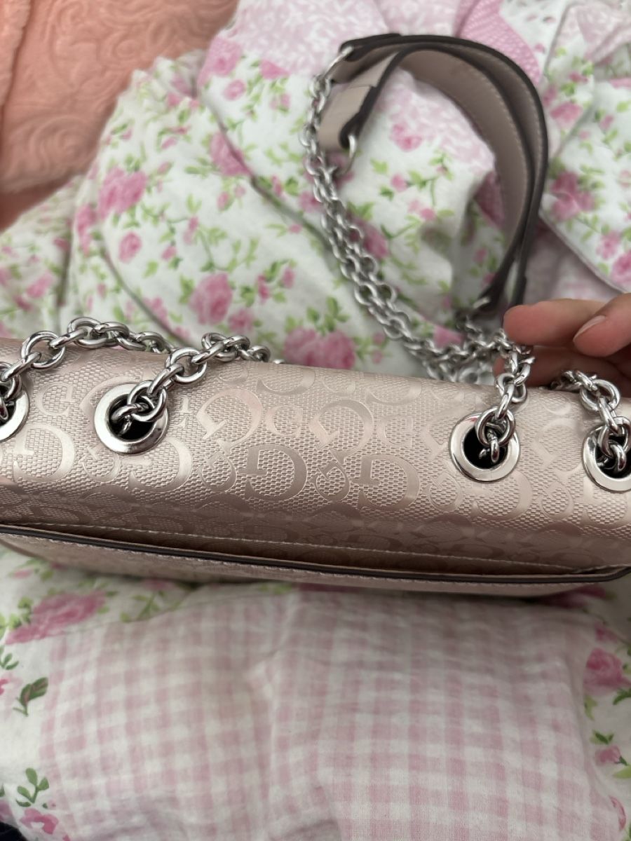 Guess Borse da donna: Guess Tasche  – Usato da Dübendorf venduto da ame_g69g 3
