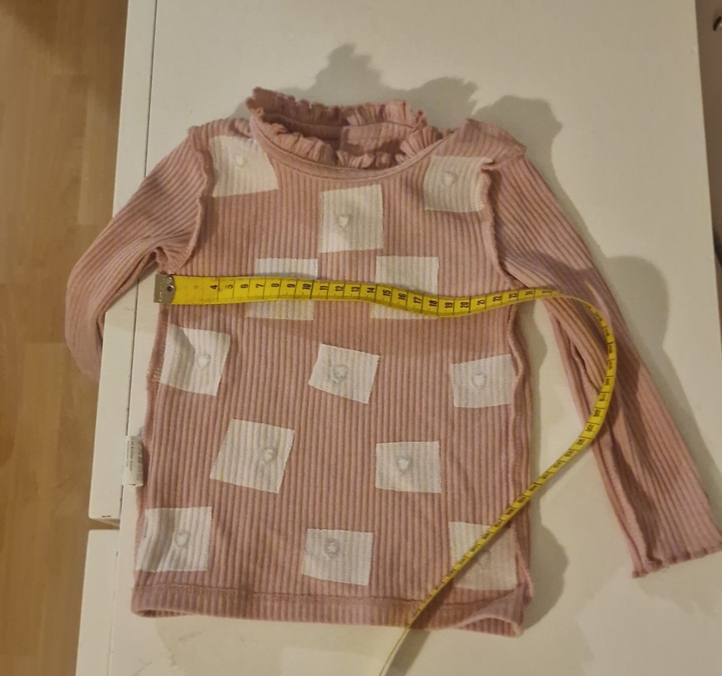 Maglioni & Felpe: Hübscher Herzli Pulli gr80 – Usato da Winterthur venduto da Mmondeo 1
