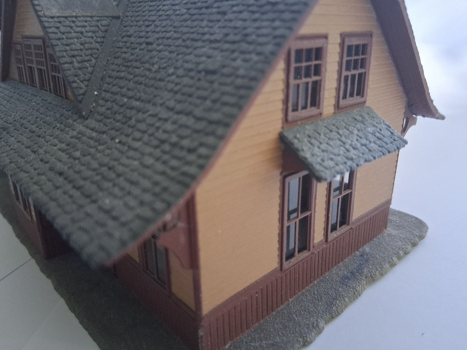 Modellini di ferrovie: Schmalspur US Station 1:87 – Difettoso da Aeschi SO venduto da git_l8rn 3