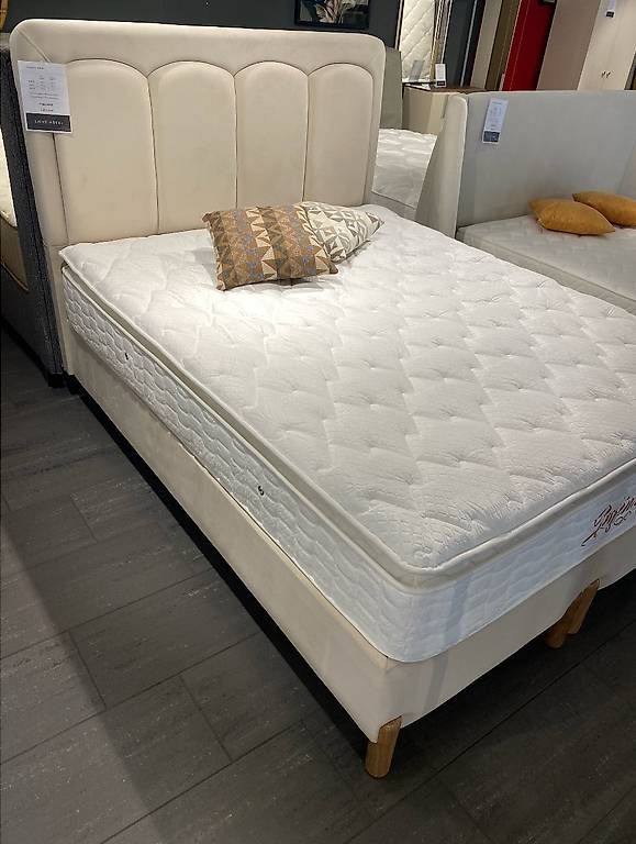 Letti: 160 x 200 cm Bett – Usato da Ebikon venduto da LiCHtMobel