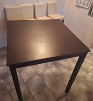 Table haute et chaises