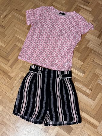 Ensemble été fille: chemisier rose et short rayé T 146/152