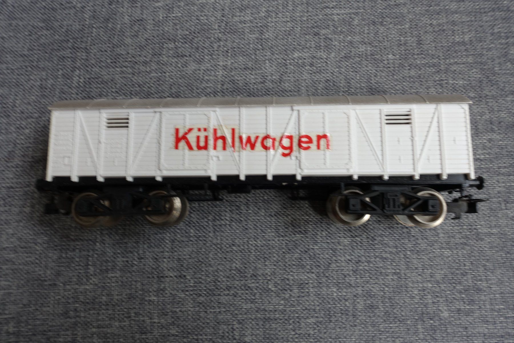 Kleinbahn Modellini di ferrovie: KLEINBAHN No. 344 ÖBB Kühlwagen – Usato da Wallbach venduto da Sarrows 1