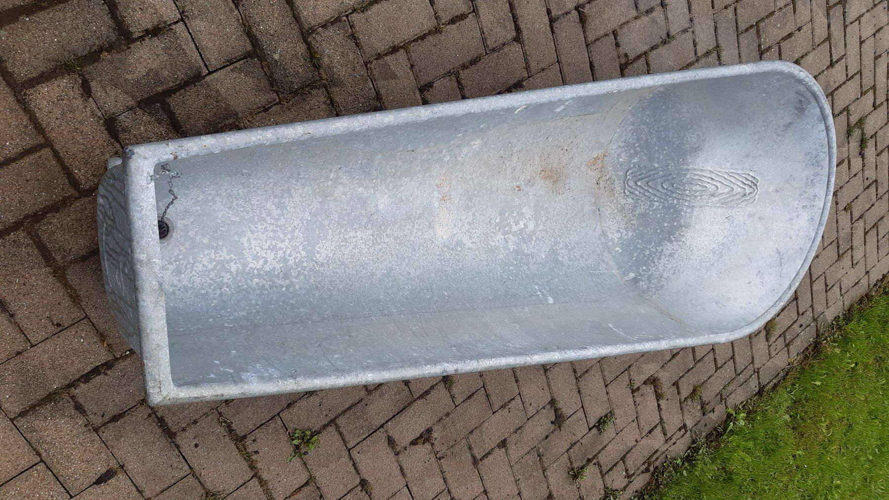 Badewannen: Badewanne Metall – Gebraucht aus Walzenhausen von