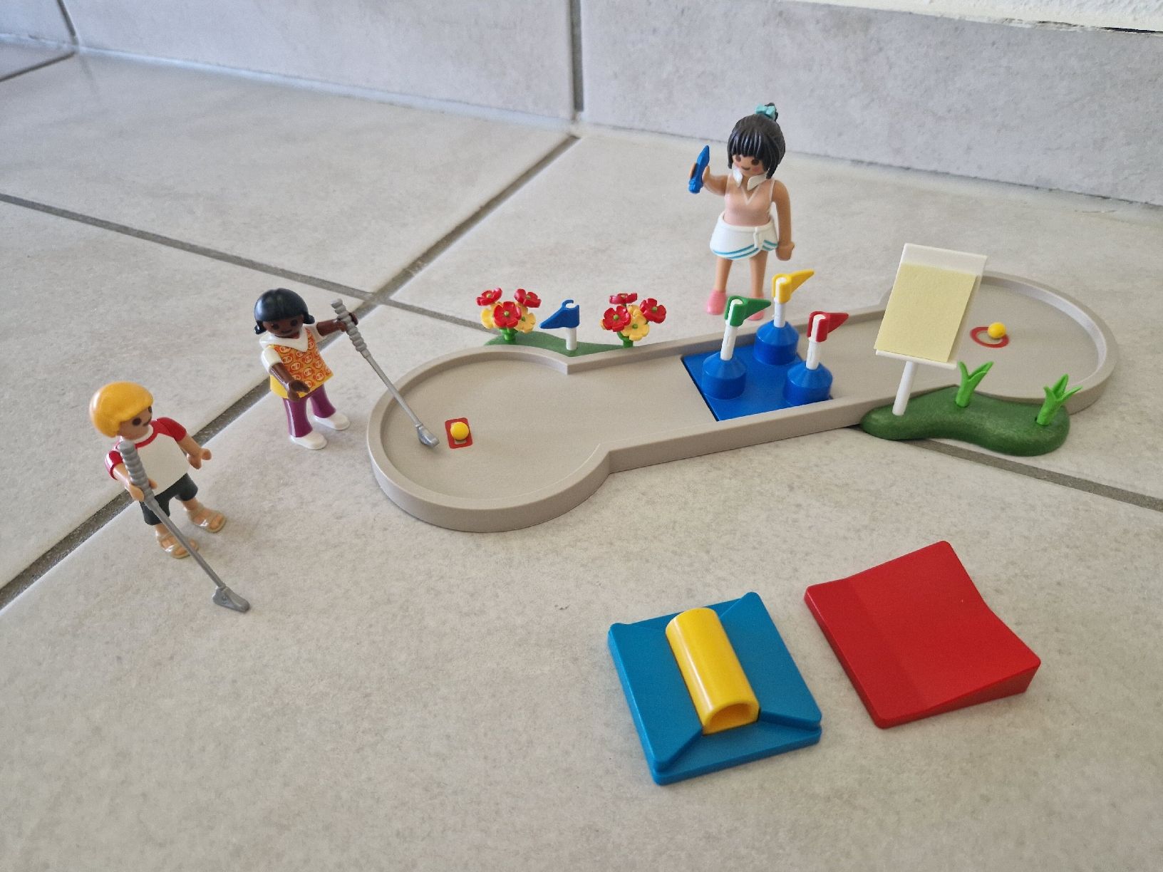 Playmobil Giocattoli: Playmobil Minigolf 70092 – Nuovo (secondo la descrizione) da Emmenbrücke venduto da _Maria 1