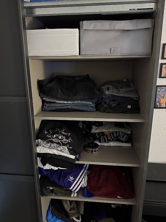 Armoires: Armoire chambre  – D'occasion à Mont Sur Rolle par h4l_m6j2 2