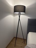 2 Stehlampen schwarz im guten Zustand