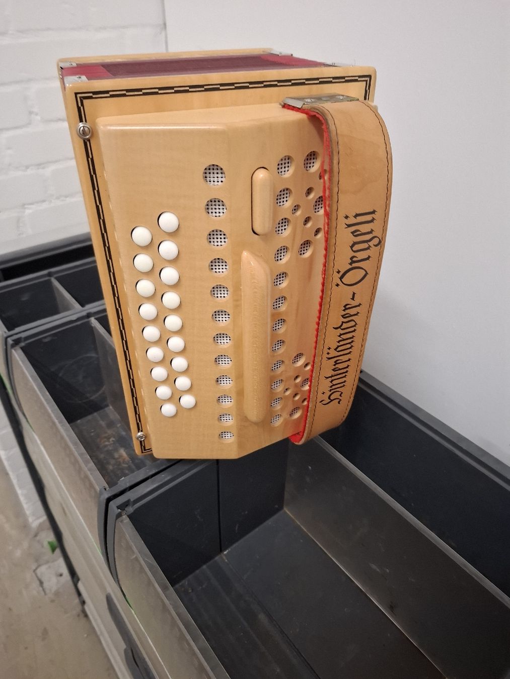 Strumenti musicali: wittwer orgeli.ton A – Usato da Villeneuve venduto da BibiVintage 1
