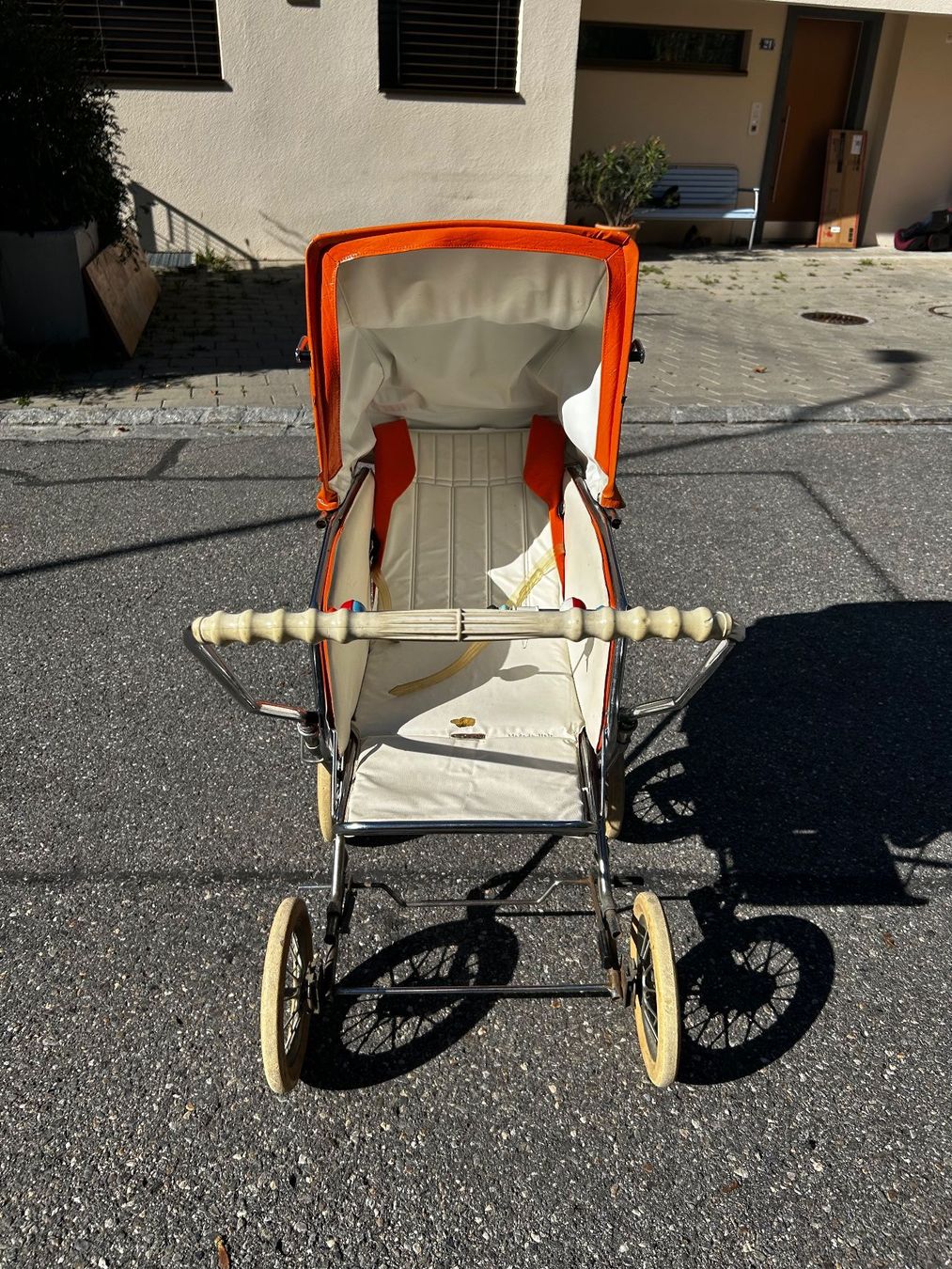 Carrozzine: Vintage Kinderwagen – Usato da Chur venduto da spegnas92 6