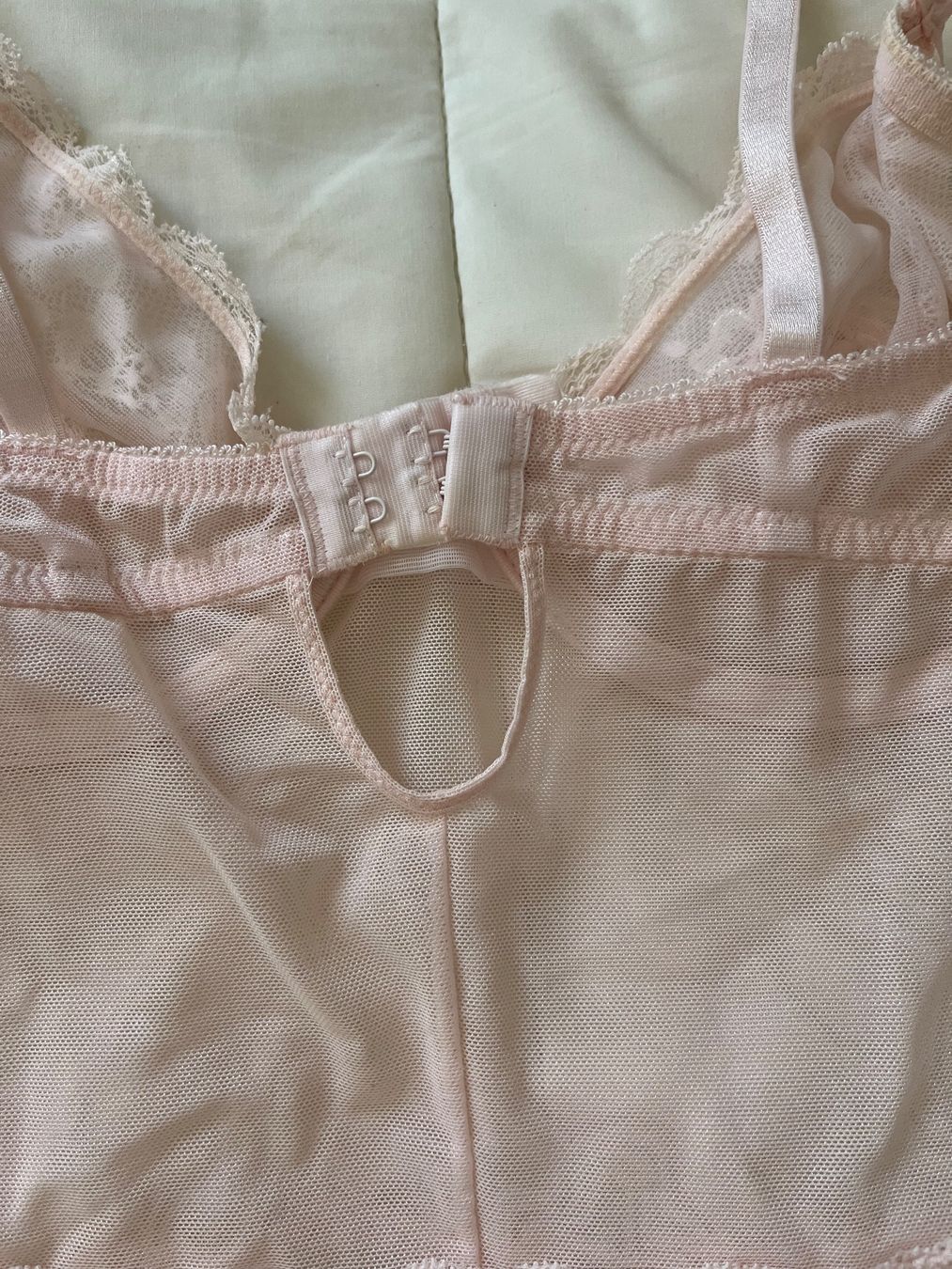 Top: New  lace top size S – Nuovo (secondo la descrizione) da Chêne-Bougeries venduto da Seetooyoo 2