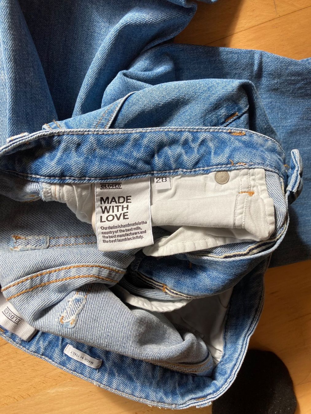 Closed Jeans: Closed Jeans, Top Zustand, Grösse 28 – Usato da Bolligen venduto da ocean133 2