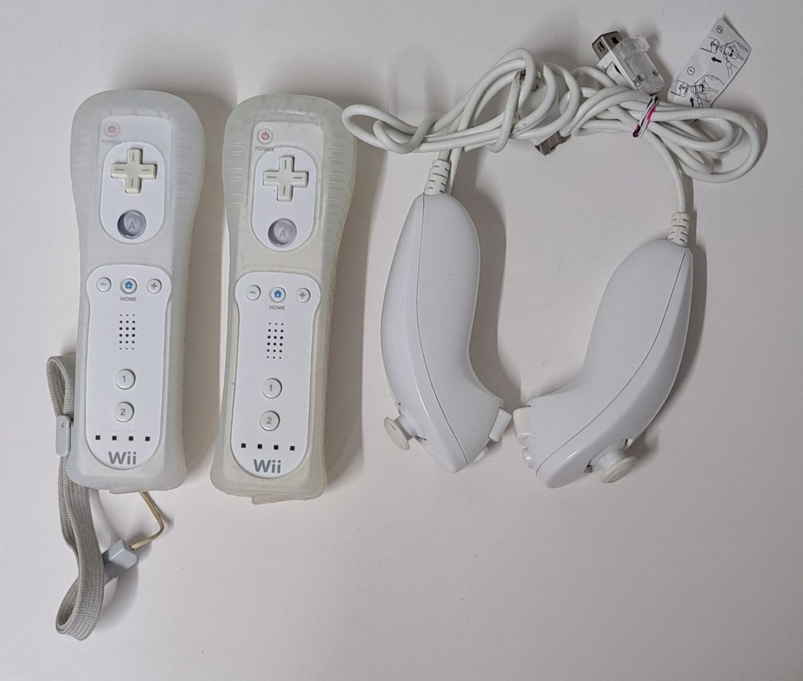 Nintendo Controller: Nintendo Wii Controller und Nanucke – Gebraucht aus Biel/Bienne von Sasha4u
