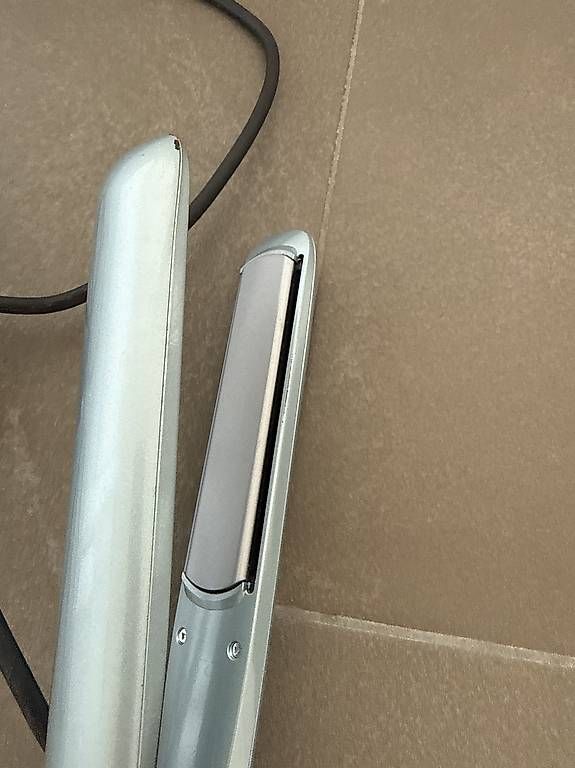 Lockenstäbe & Haarglätter: BaByliss Haar Glätteisen – Gebraucht aus Schindellegi von wae_fhj7 3
