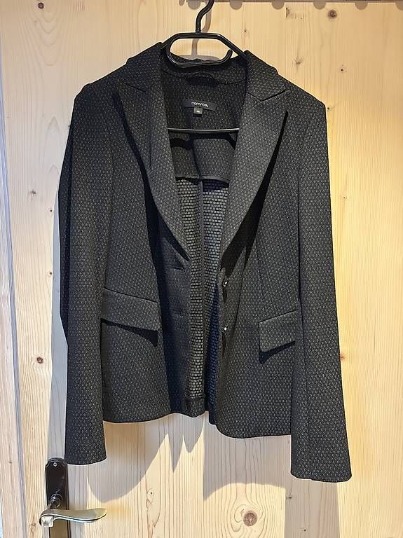 Completi & Tailleur: Comma Damen Hosenanzug  – Nuovo e nell'imballaggio originale da Mühlehorn venduto da franziska89 1