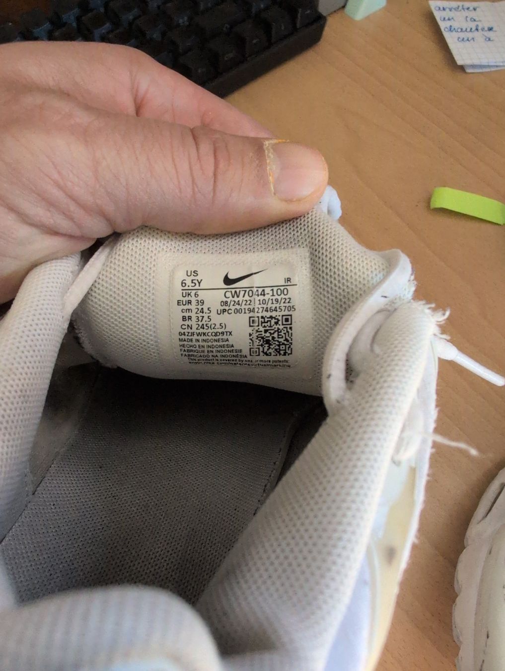 Nike Herrenschuhe: Baskets blanches 39 répare – Defekt aus Montreux von kambio 1