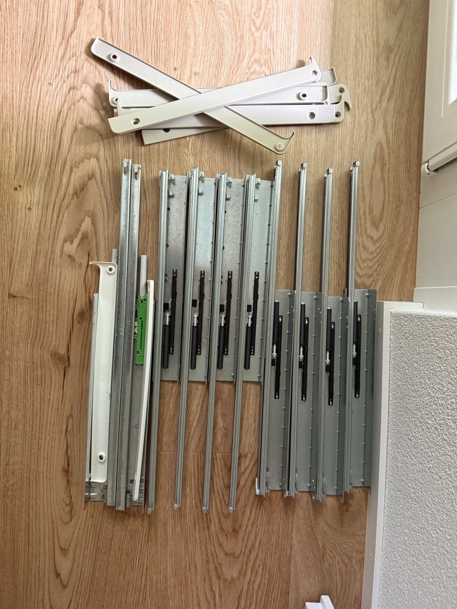 Ikea Armoires: PAX Komplement Schublade braun 100x58cm – D'occasion à Ostermundigen par nic_s9d9 4