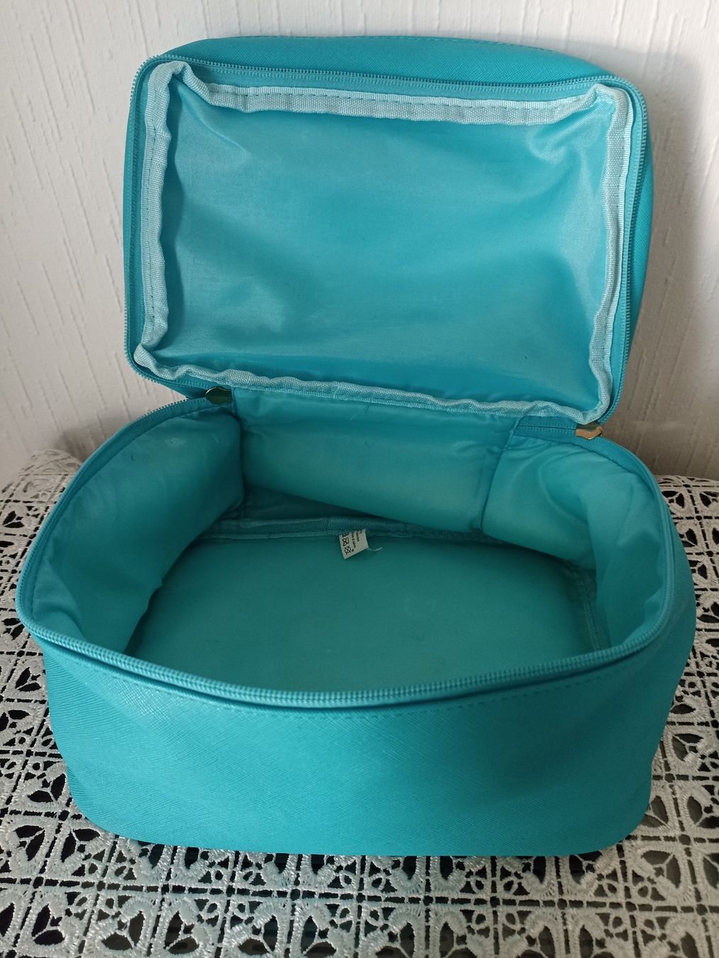 Custodie per cosmetici: Trousse de toilette – Usato da Renens VD venduto da tasarte 3