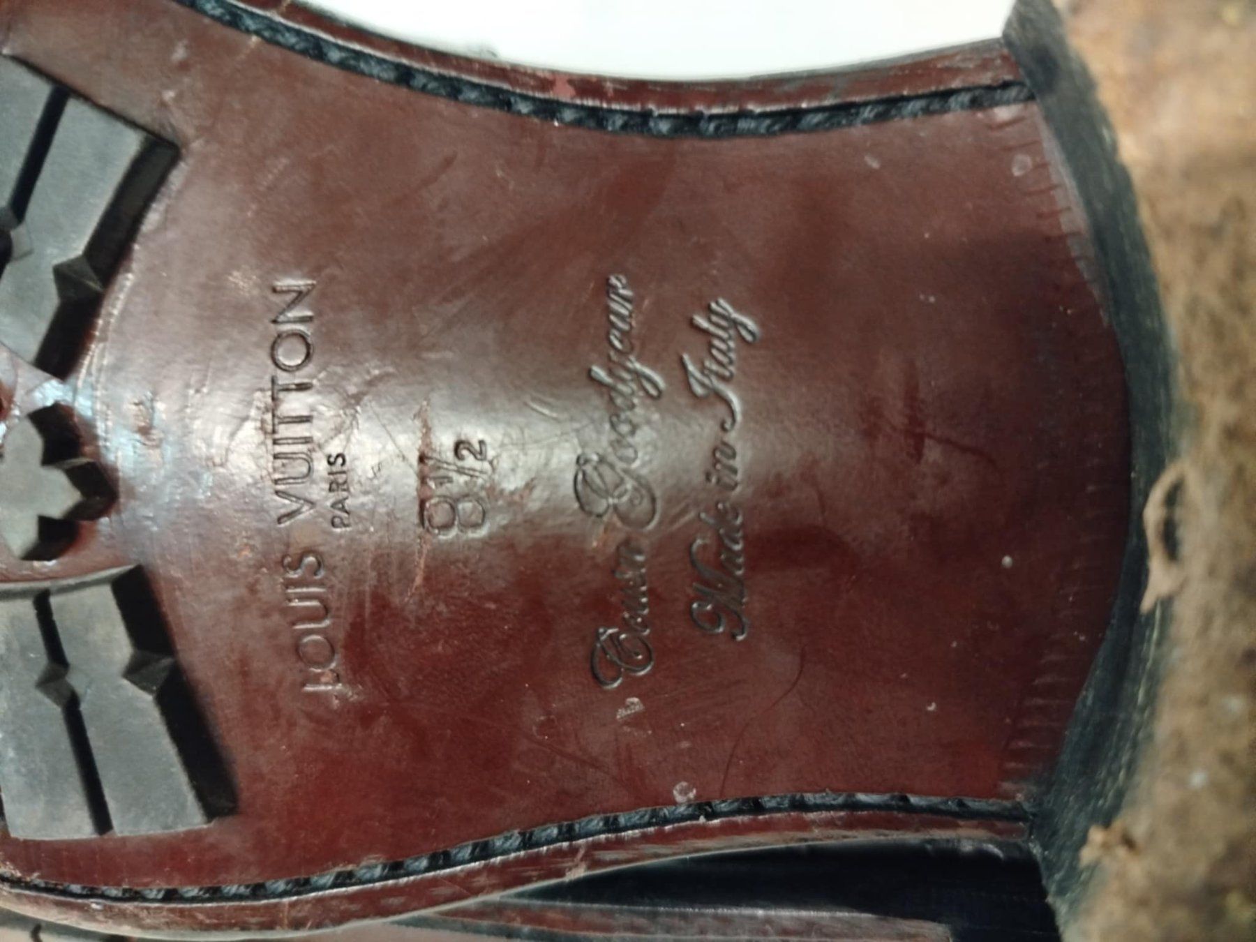 Louis Vuitton Herrenschuhe: Louis Vuitton chaussures / 42,5 – Gebraucht aus La Chaux-de-Fonds von Emmaus2300CDF 6