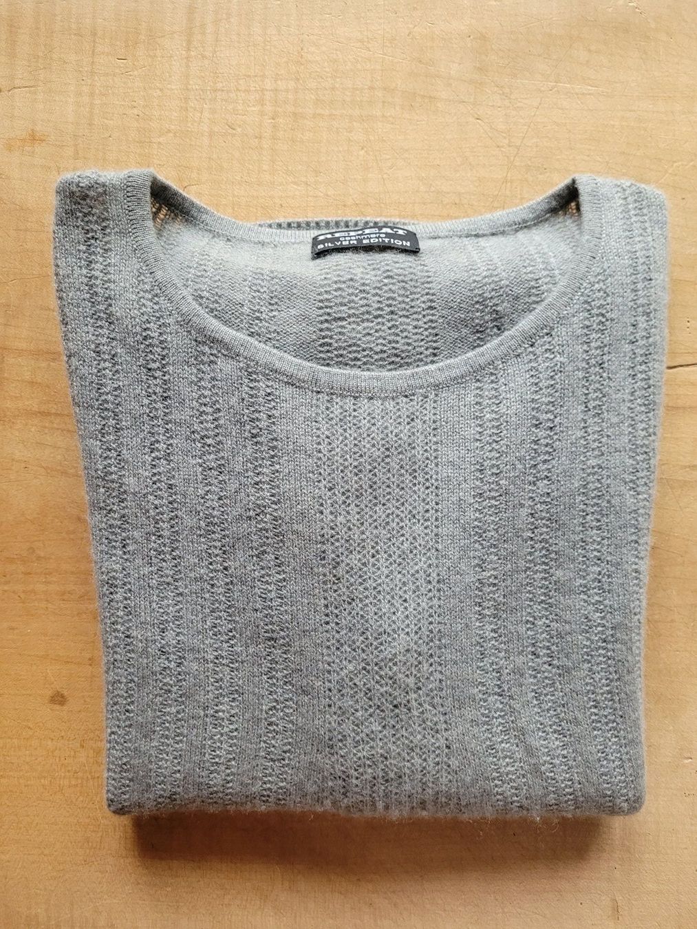 Repeat Pullover & Sweatshirts: Leichter REPEAT Cashmere / Kaschmir Pullover, Gr. 36 – Gebraucht aus Zürich von Engiadinabassa