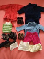 PUPPEN KLEIDUNG UND SCHUHE LOT