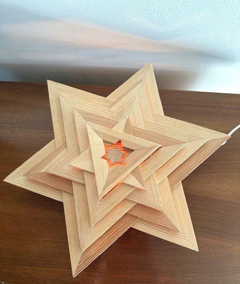 Tutte le decorazioni: beLeuchTeTeR HoLzsTeRn – Usato da Winkel venduto da zeho 1