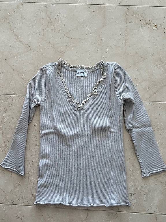 Armani T-shirt: Armani Collezioni maglia – Usato da Viganello venduto da Paulinegis
