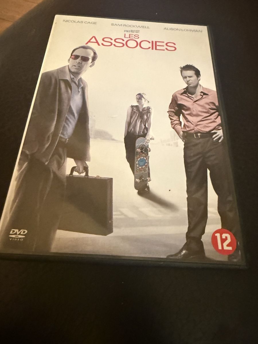 Tous les DVDs: Les Associés (Nicolas Cage) – D'occasion à Troinex par grigri2020