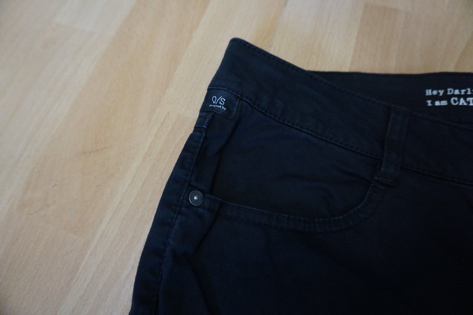 Jeans: Schwarze Sommerhose, Grösse 42, 3/4 lang – Gebraucht aus Zürich von einalemjena 4