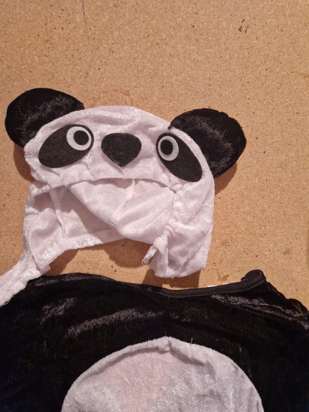 Costumi: Fasnachtskleidli Panda Bär für 1 Jährige – Usato da Kriens venduto da Ivana4 1