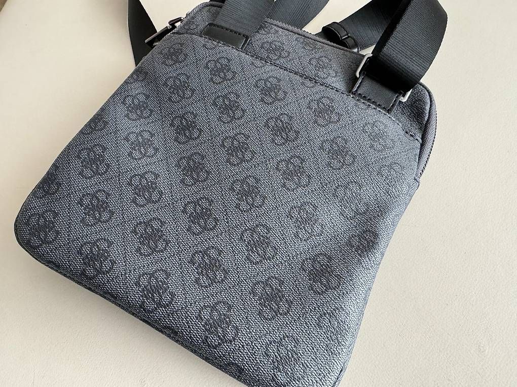 Taschen: GUESS TASCHE neu und ungetragen – Neu (gemäss Beschreibung) aus Würenlingen von metropolis1984 4