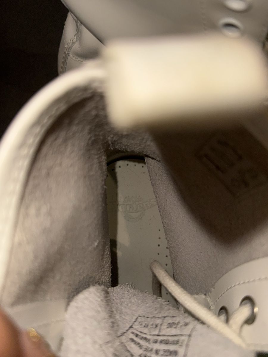 Dr. Martens Damenschuhe: Dr. Martens weiss Gr. 37 – Gebraucht aus Kradolf von lar_fbp9 4