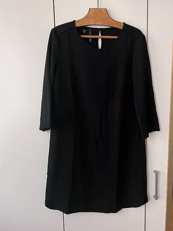 Robe noire, taille xs